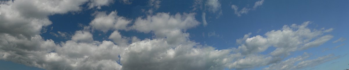 P1320878-82